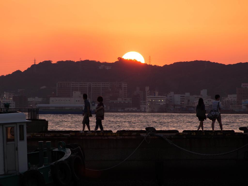 Tunnel Vandrerhjem Kitakyushu Eksteriør bilde